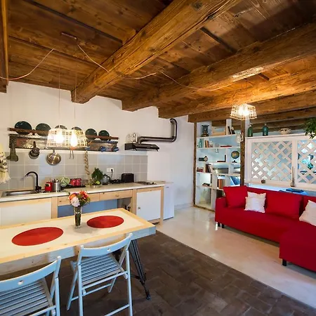 Bike House 141