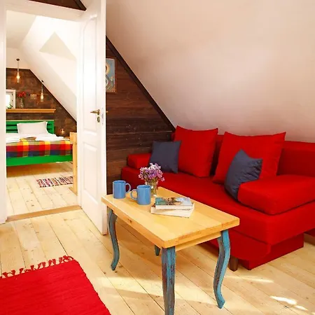 Apartment Bike House - 250-year-old Restored House In A Quiet Area *