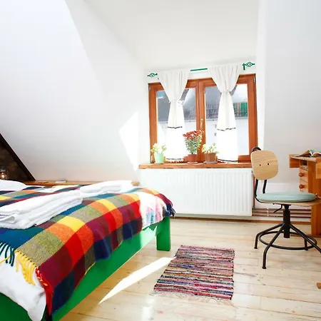 Apartament Bike House - 250-year-old Restored House In A Quiet Area