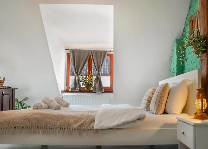 Apartment Bike House 141 *