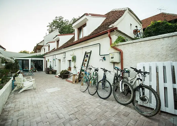 Bike House 141 * Braşov